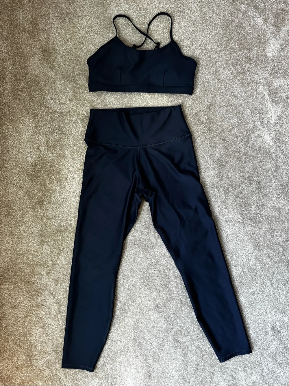 ALO Yoga Airlift Intrigue Bra & 7/8 High-Waist Airlift Legging SET